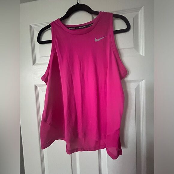 Like new  Nike shirt - Picture 1 of 3